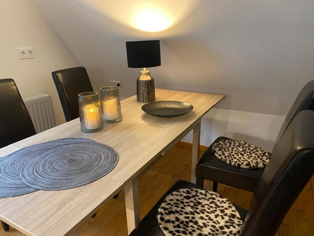 Ferienhaus Auszeit Apartment บัดแบร์ทริช ภายนอก รูปภาพ